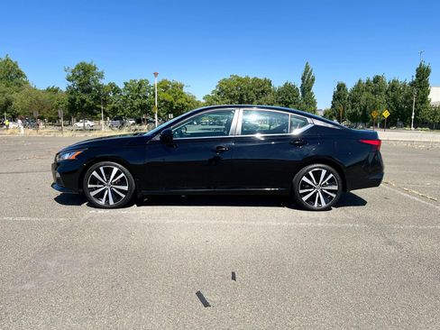 Used 2019 Nissan Altima 2.5 SR AWD/4WD image 8