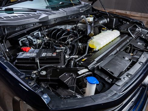 Used 2024 Ford F150 XLT w/ XLT Black Appearance Package image 40