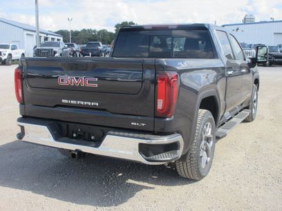 New 2026 GMC Sierra 1500 SLT w/ SLT Premium Plus Package
