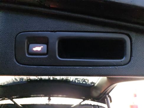 Used 2022 Honda CR-V EX-L image 13