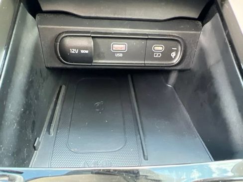 Certified 2024 Kia Telluride S w/ S Sunroof Package FWD image 26