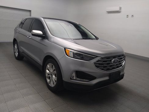 Used 2020 Ford Edge Titanium w/ Equipment Group 301A image 13