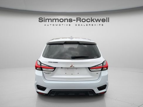 Used 2024 Mitsubishi Outlander Sport SE image 5