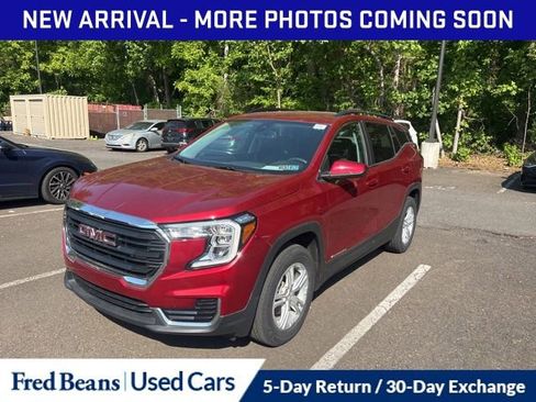 Used 2022 GMC Terrain SLE w/ Driver Convenience Package AWD/4WD image 1