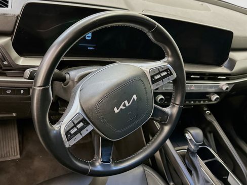 Used 2025 Kia Telluride S image 18