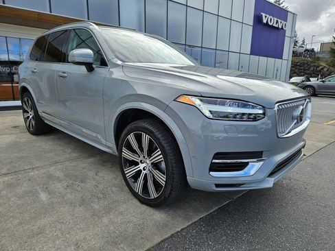 Certified 2024 Volvo XC90 T8 Plus w/ Protection Package AWD/4WD image 3