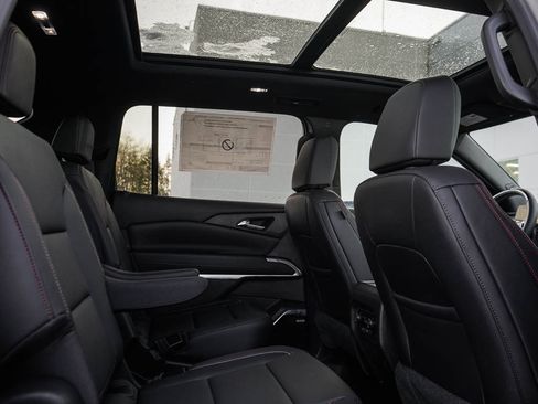 New 2026 Chevrolet Traverse Z71 w/ Enhanced Driving Package image 13