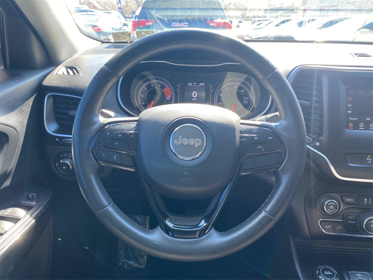 Used 2020 Jeep Cherokee Latitude Plus AWD/4WD image 16