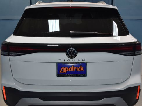 New 2026 Volkswagen Tiguan S image 20