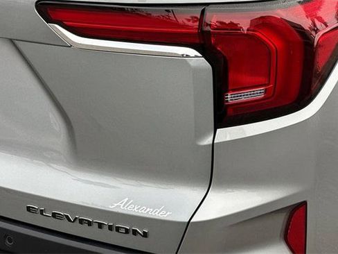 New 2026 GMC Terrain Elevation image 28