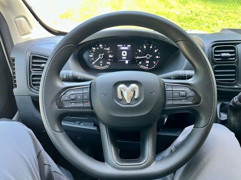 Used 2023 RAM ProMaster 2500 image 12