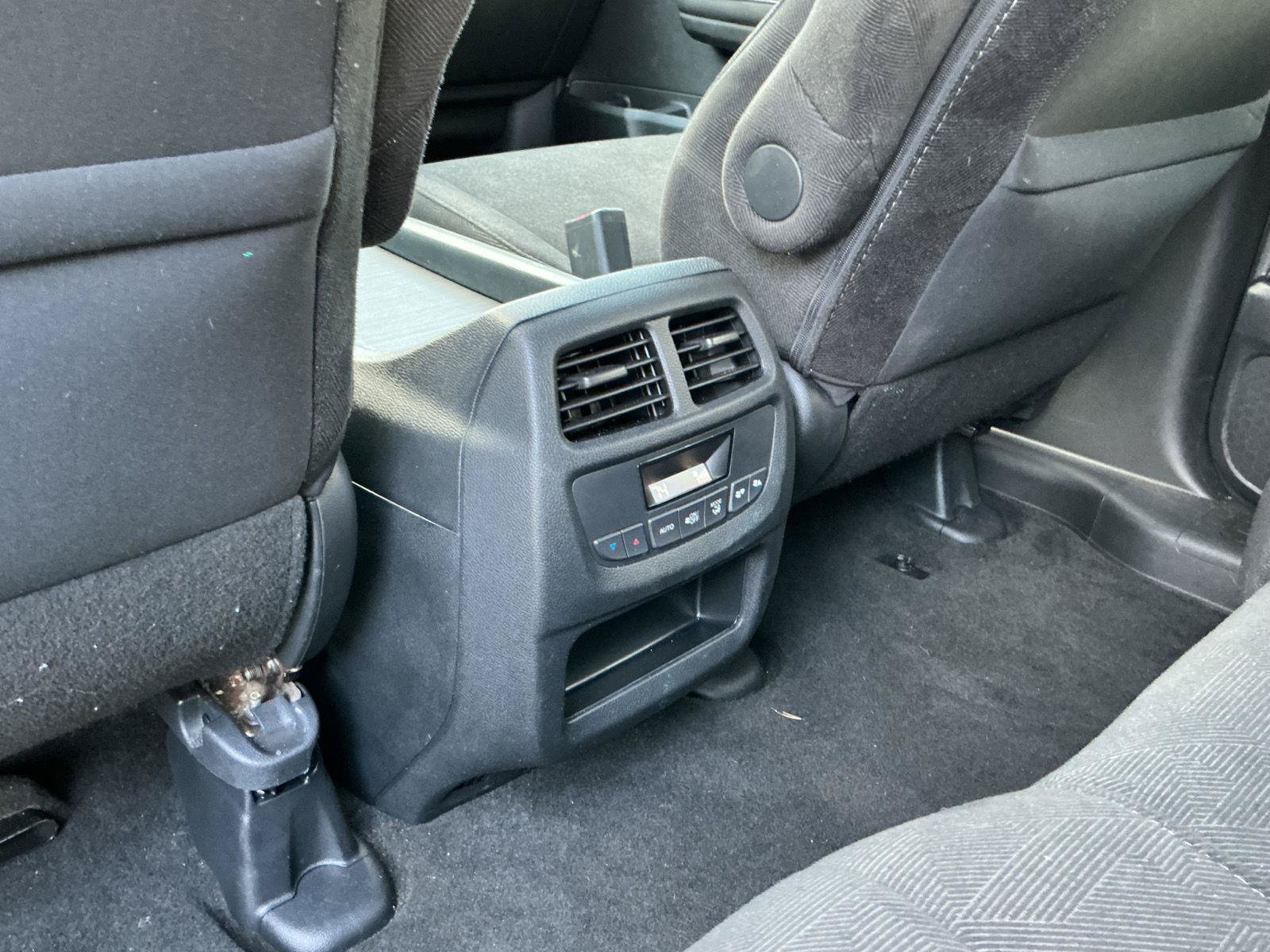 Used 2022 Honda Pilot Sport image 27
