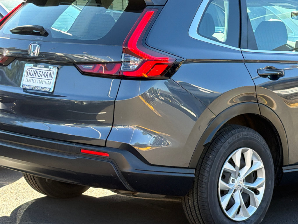 Used 2024 Honda CR-V LX image 7