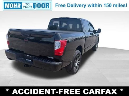 Used 2020 Nissan Titan SV w/ SV Convenience Package image 8