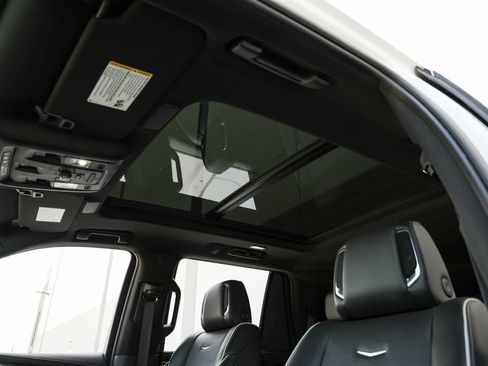 Used 2021 Cadillac Escalade Sport w/ Driver Assist Tech Package AWD/4WD image 16