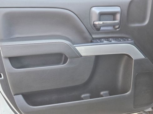 Used 2018 Chevrolet Silverado 1500 LT w/ All Star Edition image 16