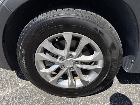 Used 2020 Hyundai Santa Fe SEL image 10