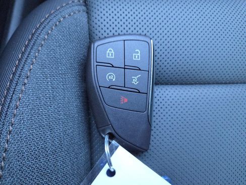 New 2026 GMC Terrain AT4 w/ Convenience Package III AWD/4WD image 36