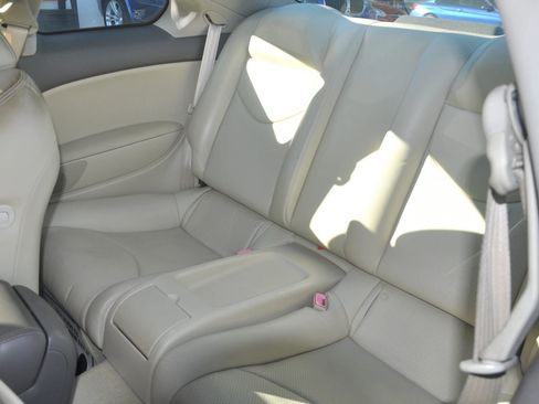 Used 2011 INFINITI G37 Journey w/ Premium Pkg image 14