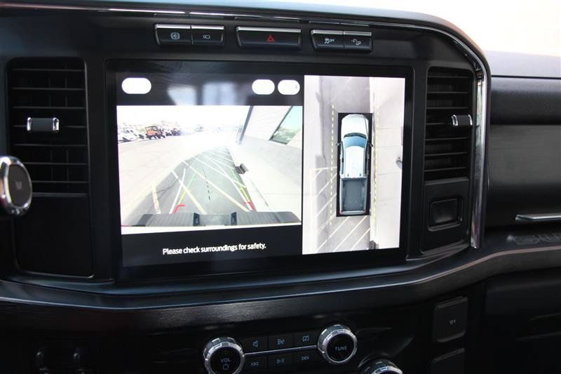 Used 2023 Ford F350 Lariat w/ FX4 Off-Road Package AWD/4WD image 19