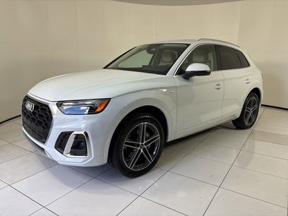 Used 2023 Audi Q5 e Premium Plus