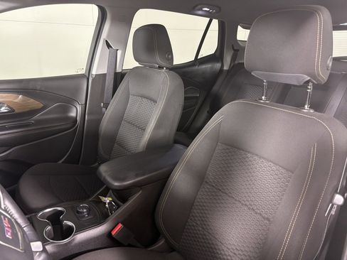 Used 2018 GMC Terrain SLE image 17