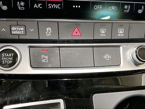 Certified 2023 Audi Q8 Premium Plus AWD/4WD image 18