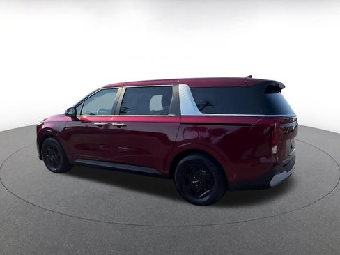 Used 2026 Kia Carnival FWD image 10