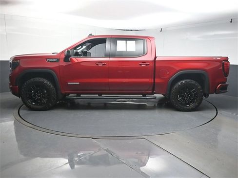 Used 2024 GMC Sierra 1500 Elevation w/ Elevation Premium Package image 5