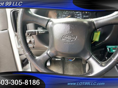 Used 2002 Chevrolet Express 3500 Extended Passenger w/ LS Preferred Equipment Group RWD image 21