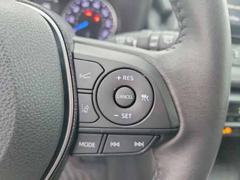 Certified 2021 Toyota RAV4 XLE Premium image 26