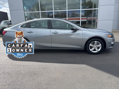 Used 2024 Chevrolet Malibu LT