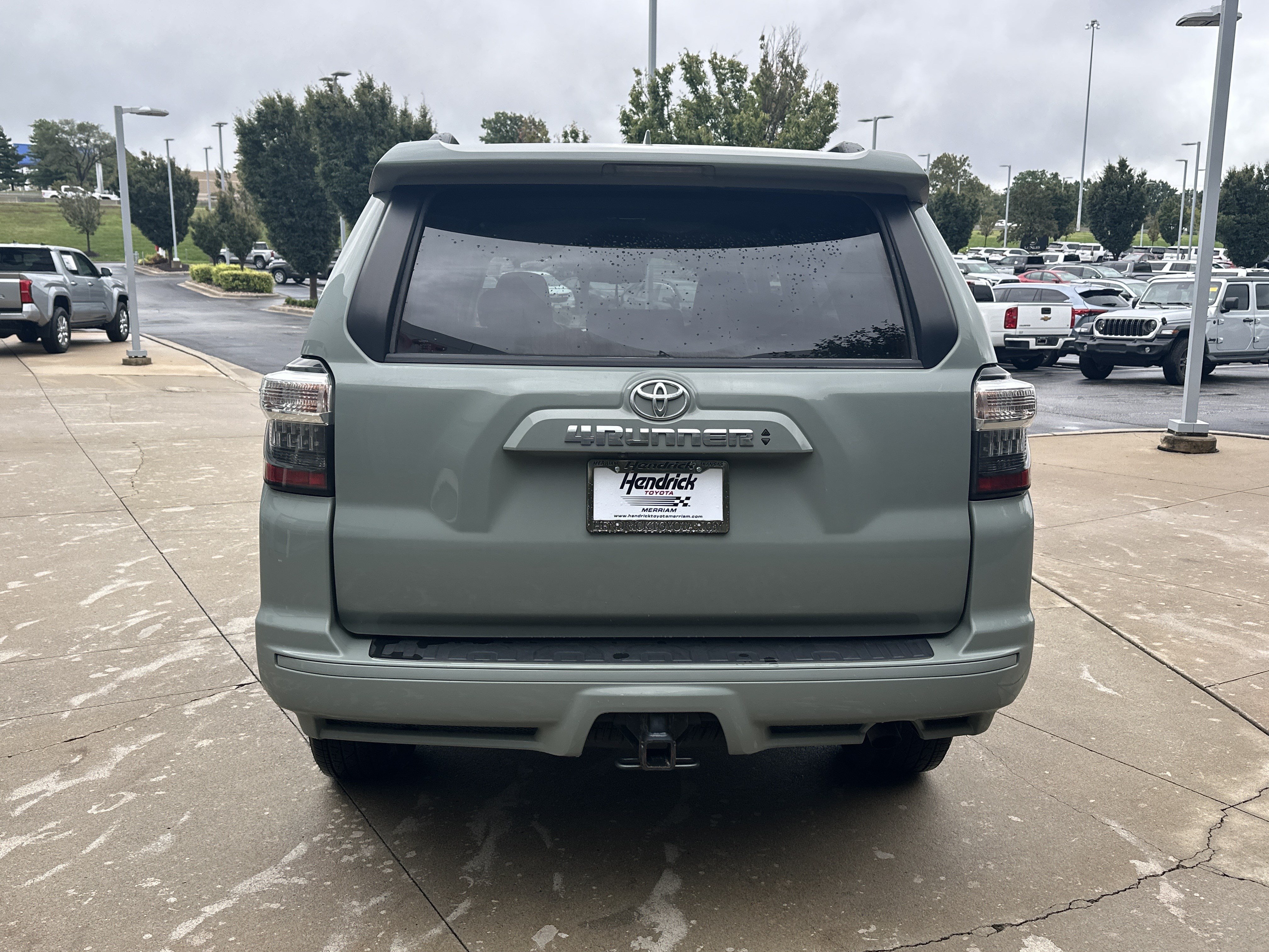 Used 2023 Toyota 4Runner TRD Sport AWD/4WD image 5