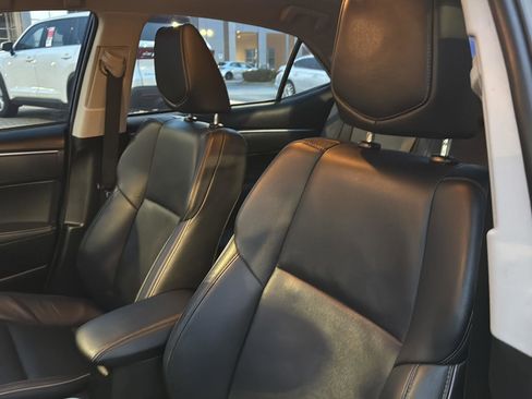 Used 2014 Toyota Corolla S Premium image 26