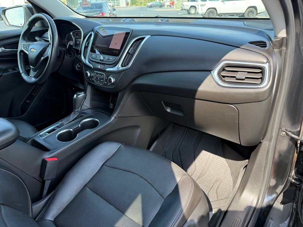 Used 2020 Chevrolet Equinox LT w/ Midnight Edition FWD image 43