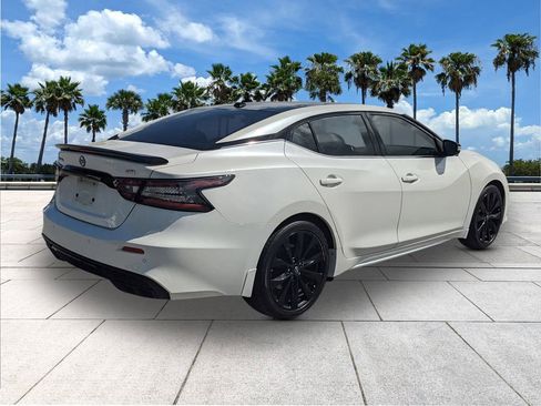 Used 2023 Nissan Maxima SR w/ Sport Mat Group image 8