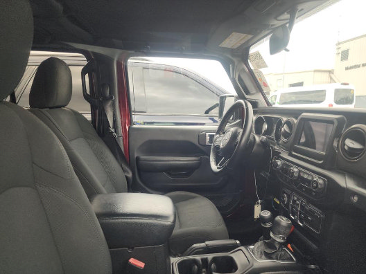 Used 2021 Jeep Wrangler Unlimited Sport AWD/4WD image 7