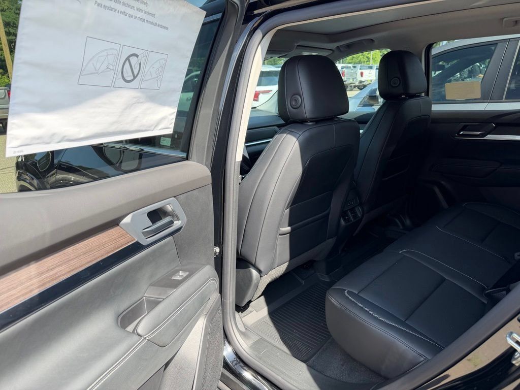 New 2027 GMC Terrain Denali w/ LPO, Floor Liner Package AWD/4WD image 13