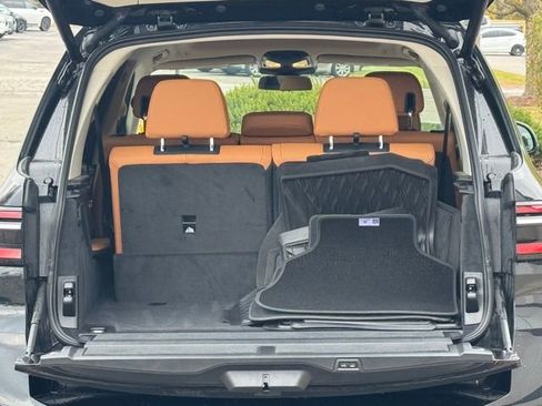 Certified 2024 BMW X7 xDrive40i w/ Premium Package image 33