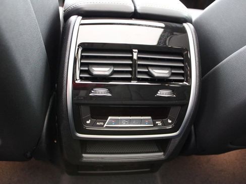 New 2026 BMW X5 xDrive40i w/ Executive Package image 39