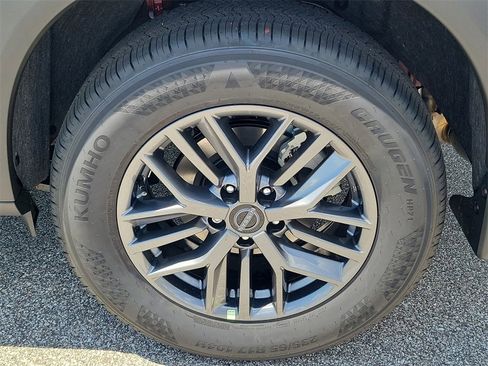 New 2026 Nissan Rogue S image 6