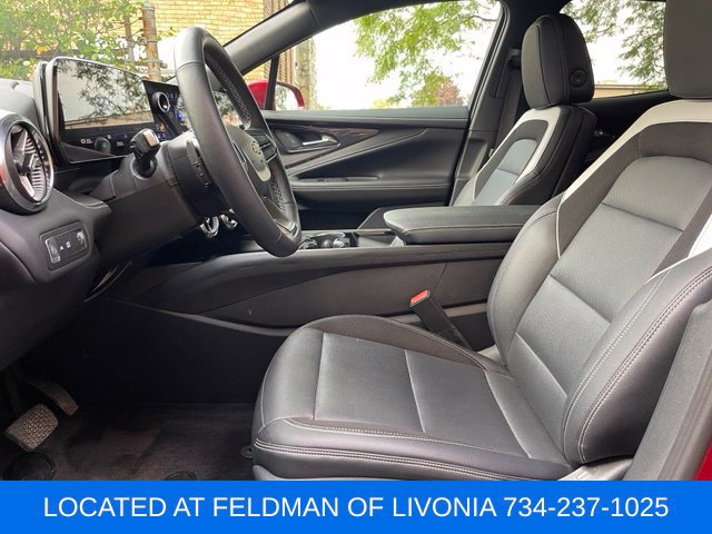 Used 2024 Chevrolet Blazer EV LT AWD/4WD image 18