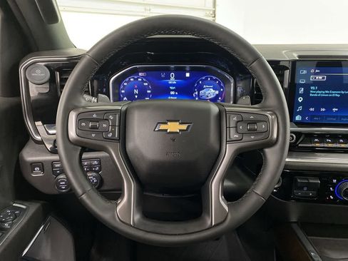 Used 2024 Chevrolet Silverado 1500 High Country w/ Technology Package image 19