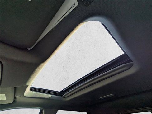 Used 2022 Chevrolet Silverado 1500 LTZ w/ LTZ Premium Package image 14