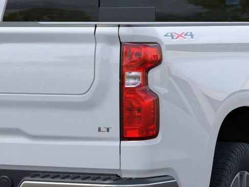 New 2025 Chevrolet Silverado 1500 LT w/ Convenience Package II AWD/4WD image 11