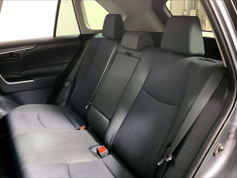 Used 2019 Toyota RAV4 LE w/ All Weather Liner Package AWD/4WD image 19
