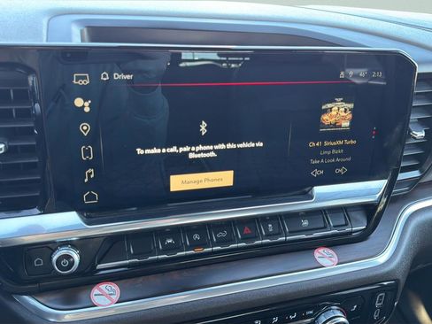 Used 2025 GMC Sierra 1500 SLT image 24