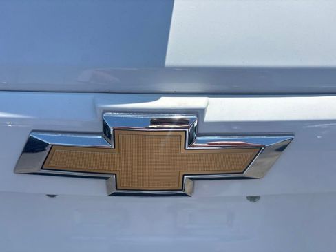 Used 2022 Chevrolet Trax LT w/ LT Convenience Package AWD/4WD image 24