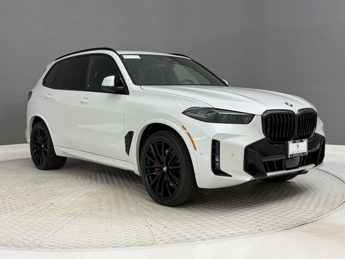 Certified 2024 BMW X5 sDrive40i w/ M Sport Package RWD image 7