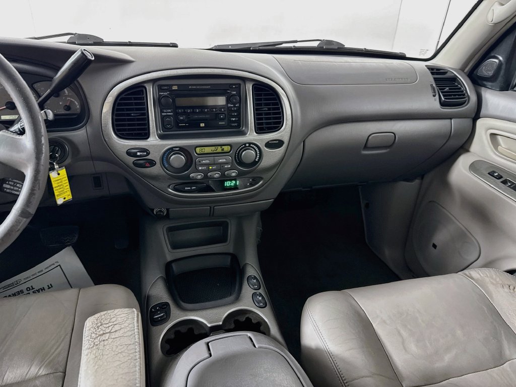 Used 2001 Toyota Sequoia Limited RWD image 27